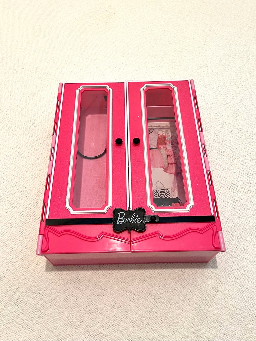 Mattel Barbie 2013 fashionista ultimate pink closet portable carry case toy play
